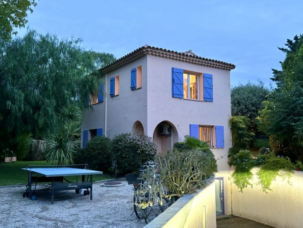 Antibes Maison 7 Pièces, 235 m²