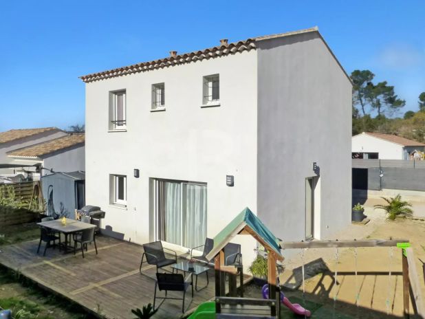 Rocbaron Maison 5 Pièces, 86,66 m²